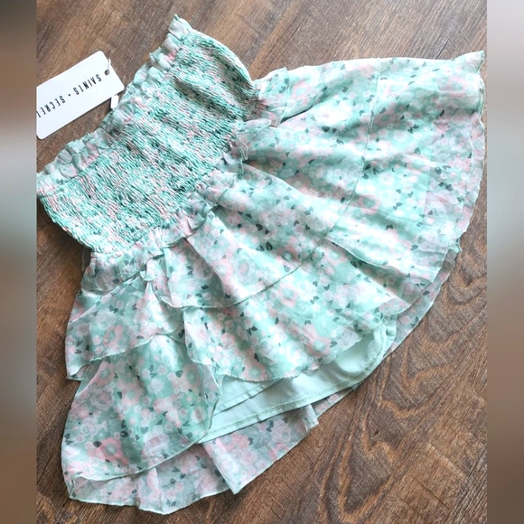 Saint Secrets Floral Print Off Shoulder Crop Top & Skirt - Picture 4 of 12